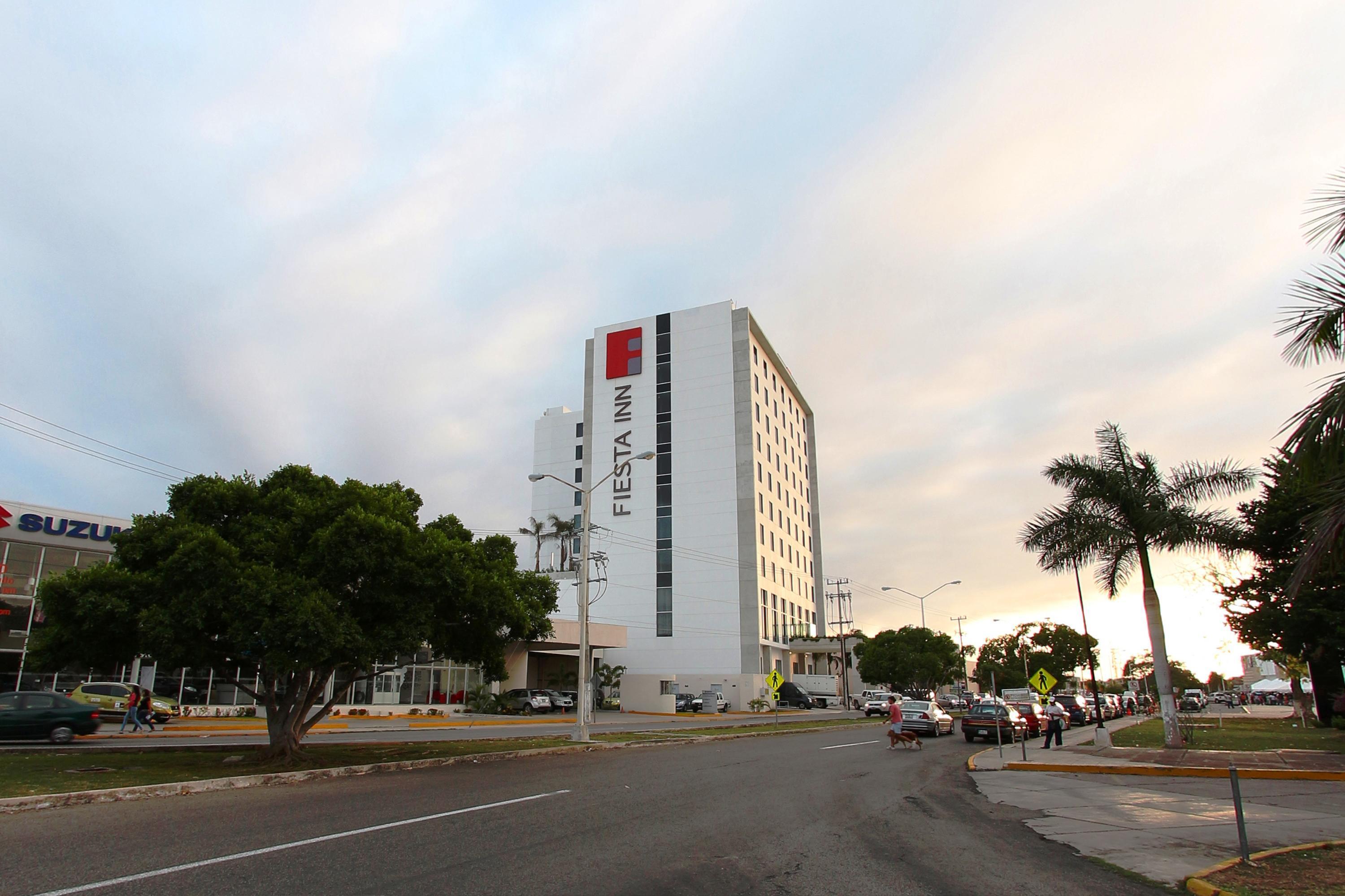 Fiesta Inn Мерида Экстерьер фото