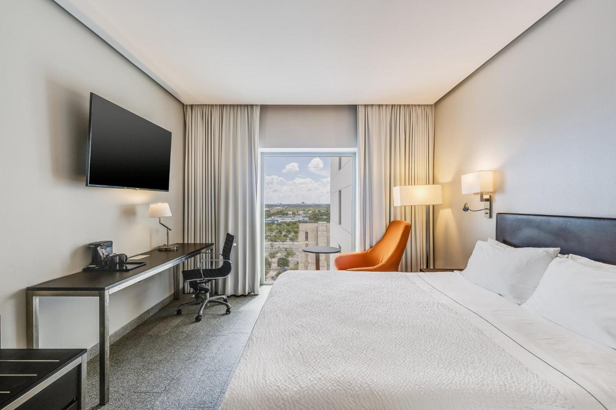 Fiesta Inn Мерида Экстерьер фото